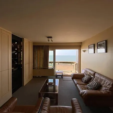 Amazing 2-bedroom With Amazing Sea-view Apartament